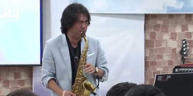 너는 내 것이라, 색소폰 연주 / 고석기 선교사 140913